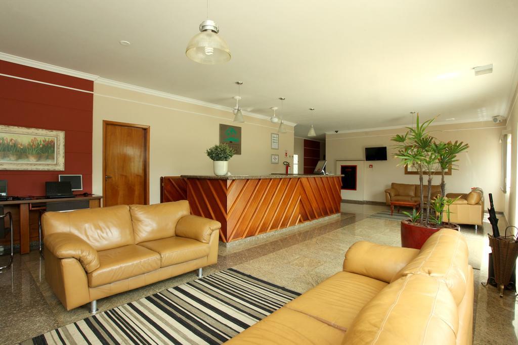 Candeias Hotel Batatais ภายนอก รูปภาพ